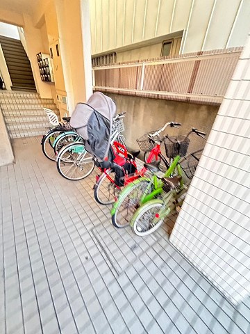 サーフ北口の外観