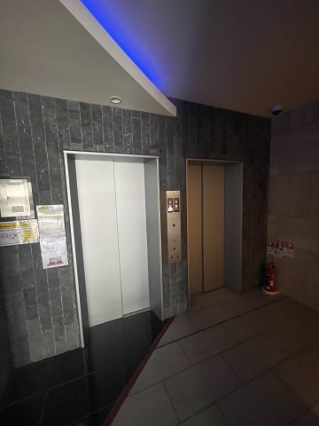 セレニテ神戸ミラクノールのロビー