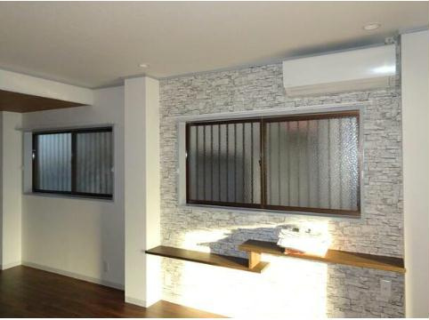 高島ハイツの居間・リビング