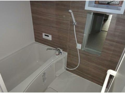 高島ハイツの浴室