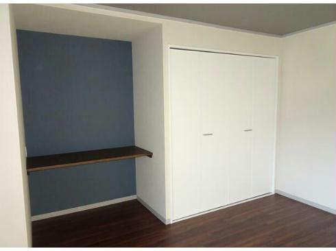 高島ハイツの洋室