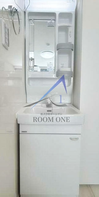 アムール板橋中台の洗面所|独立洗面台です。