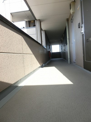 【エントランス】 | コンフォールヴィラ | ※別部屋参考写真