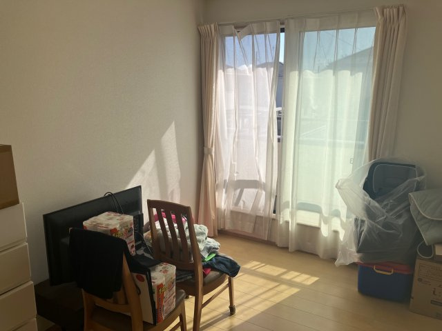 太田市東長岡町中古の洋室