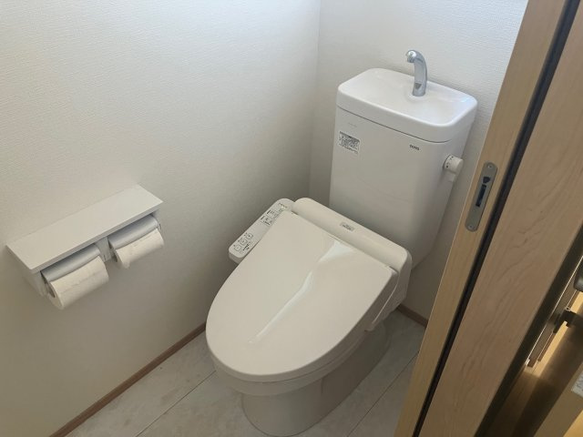 太田市東長岡町中古のトイレ