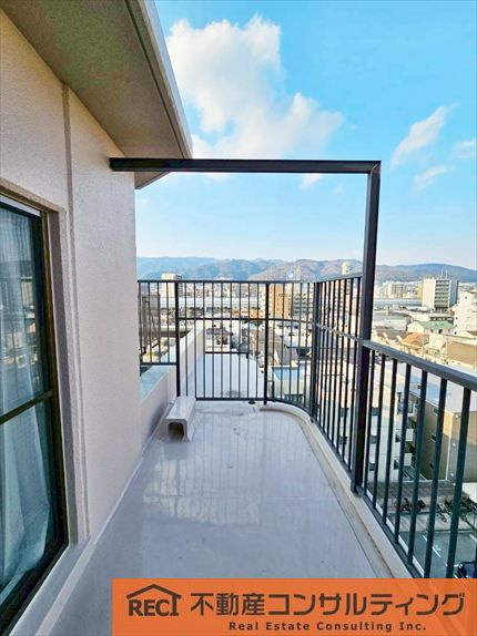 コープ野村東灘青木のバルコニー