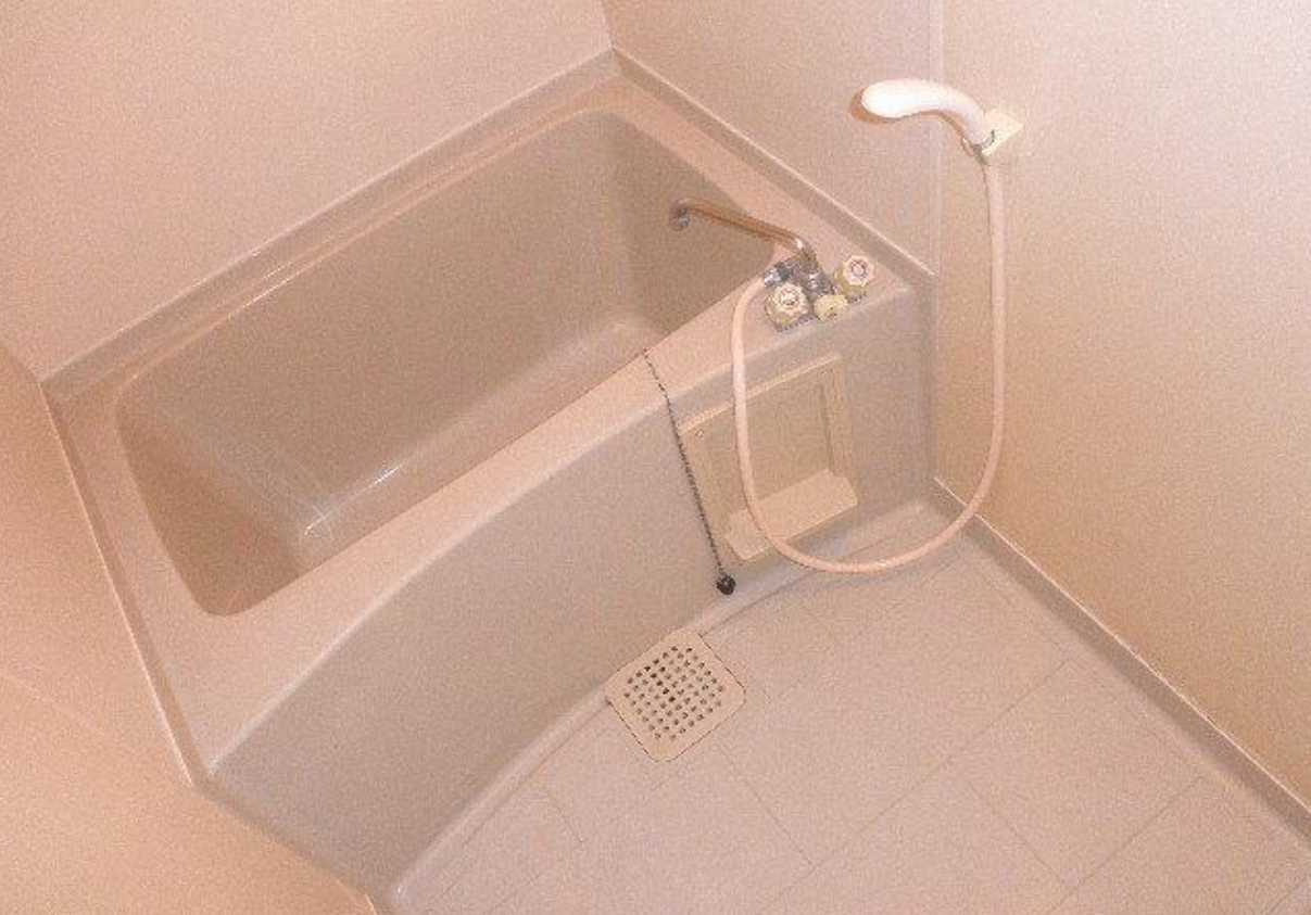 フドウ三軒茶屋ハイツ　分譲賃貸　高層階　オートバスの浴室