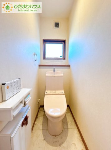 いわき市小名浜字吹松　中古戸建のトイレ