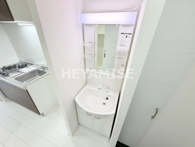 デ・クメール田中町の洗面所|※同物件別部屋、建設中の写真でございます※現況を優先します※