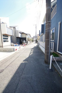 【前面道路含む現地写真】