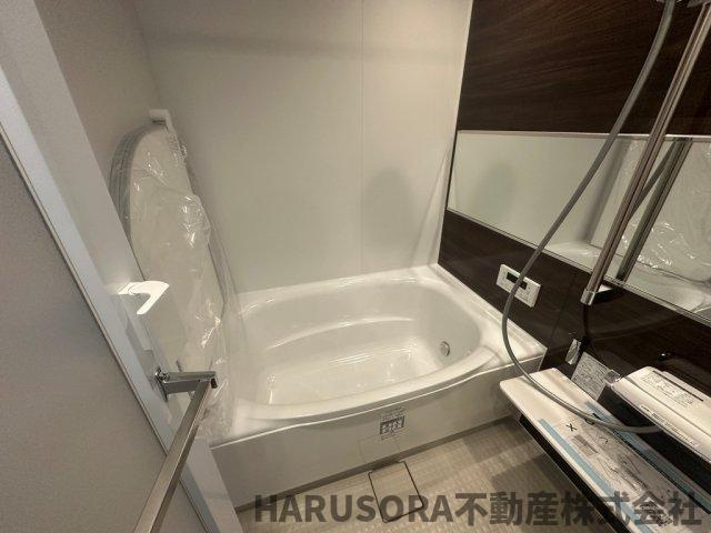 大東市緑が丘　3階建の浴室