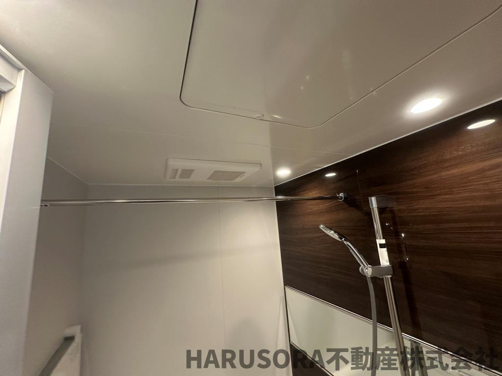 大東市緑が丘　3階建の浴室