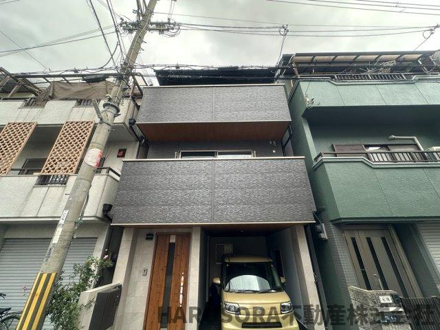 大東市緑が丘　3階建