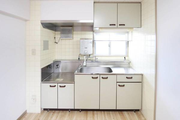 ビレッジハウス則松2号棟のキッチン|ビレッジハウスの同一物件・同一タイプの間取りの写真です