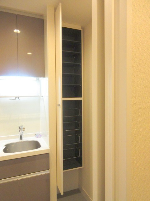 グランピア東金町の玄関|同建物/別号室写真