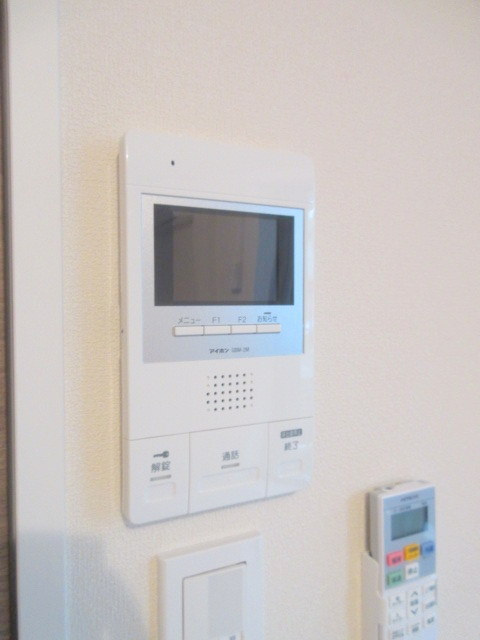 グランピア東金町のセキュリティ|同建物/別号室写真