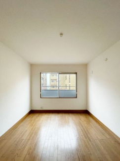 【収納】 | レジデンシャル芦屋 | 洋室7帖