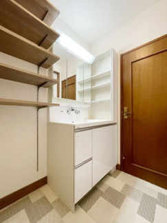 【設備】 | レジデンシャル芦屋 | 浴室乾燥機付き