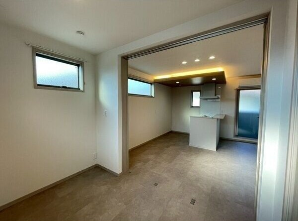 ＡＬＩＶＩＡ神沢の居間・リビング