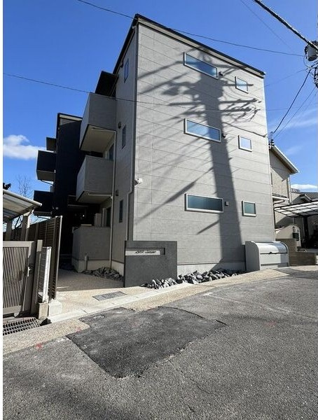 ＡＬＩＶＩＡ神沢