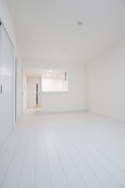 福岡市西区愛宕南１丁目の賃貸マンションの居間・リビング