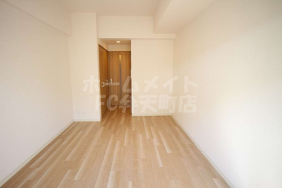 【内装】 | ララプレイスOSAKADOMECITYフトゥーロ | 内装は落ち着いています