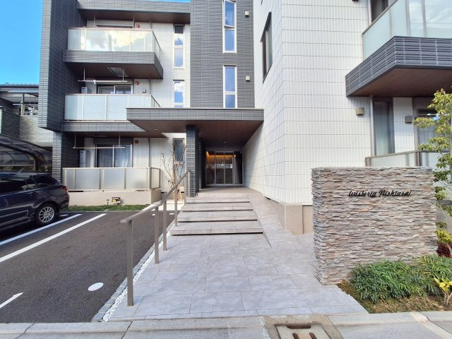 Ｗｉｓｔｅｒｉａ　Ｎｉｓｈｉａｒａｉのエントランス|清潔なエントランスです