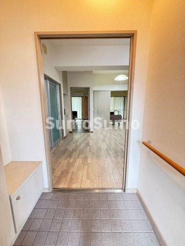 フォルザ住吉　Ｎ棟の玄関