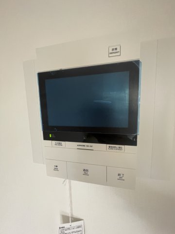 ディー・ウイングタワーの居間・リビング