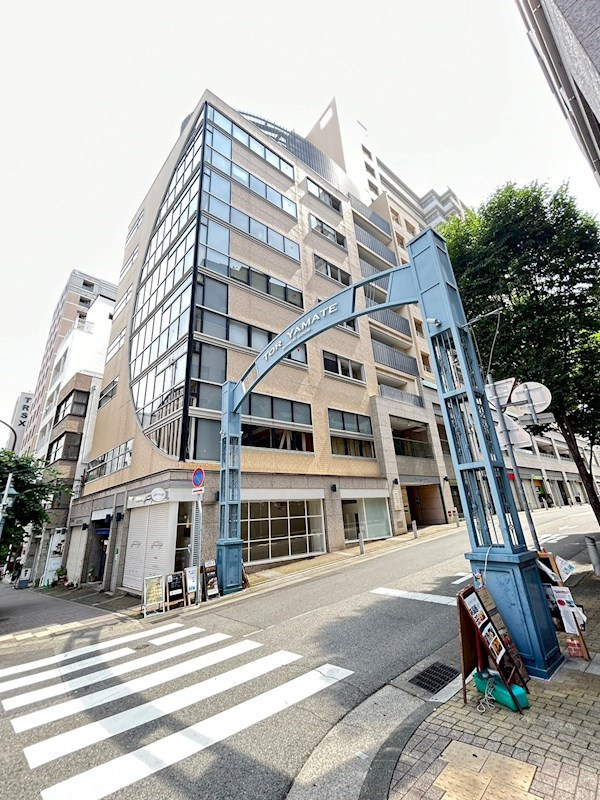 トア山手フラッツの外観