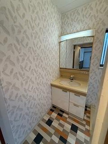 【洗面所】 | 山科区御陵鴨戸町　中古戸建