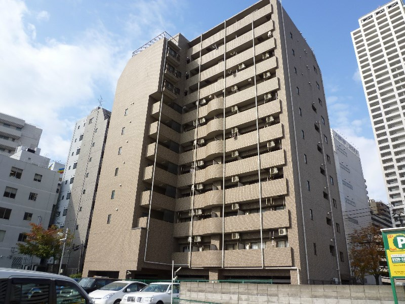 パルシオ三宮フラワーロードの外観