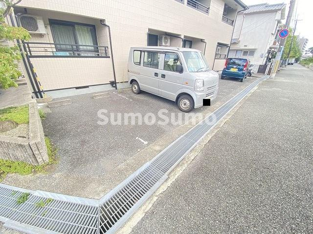 パセオ武庫の駐車場