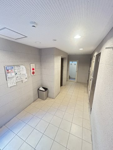 ネスト割塚のロビー
