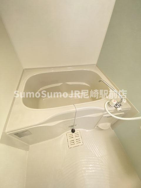 ソレイユ長洲の浴室|きれいなお風呂です