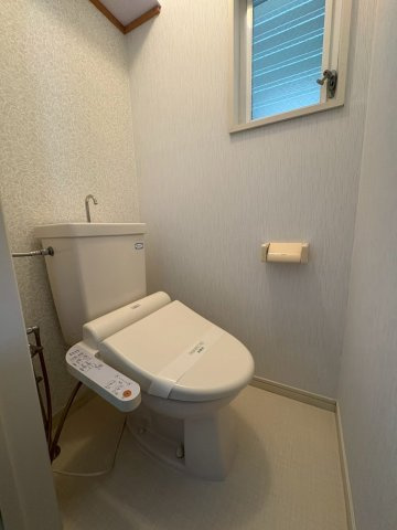 ハニーハイツのトイレ|清潔感のあるトイレです