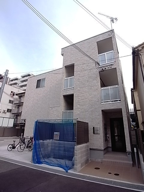 ハビテ兵庫駅南の外観|外観は落ち着いています