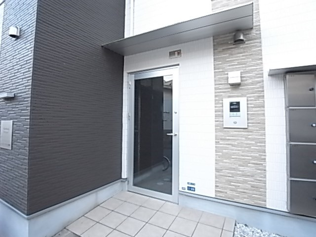ハーモニーテラス大塚町のエントランス
