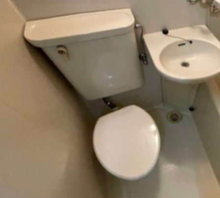 トレンタハウス桜新町　敷金0　オール電化　オートロックのトイレ