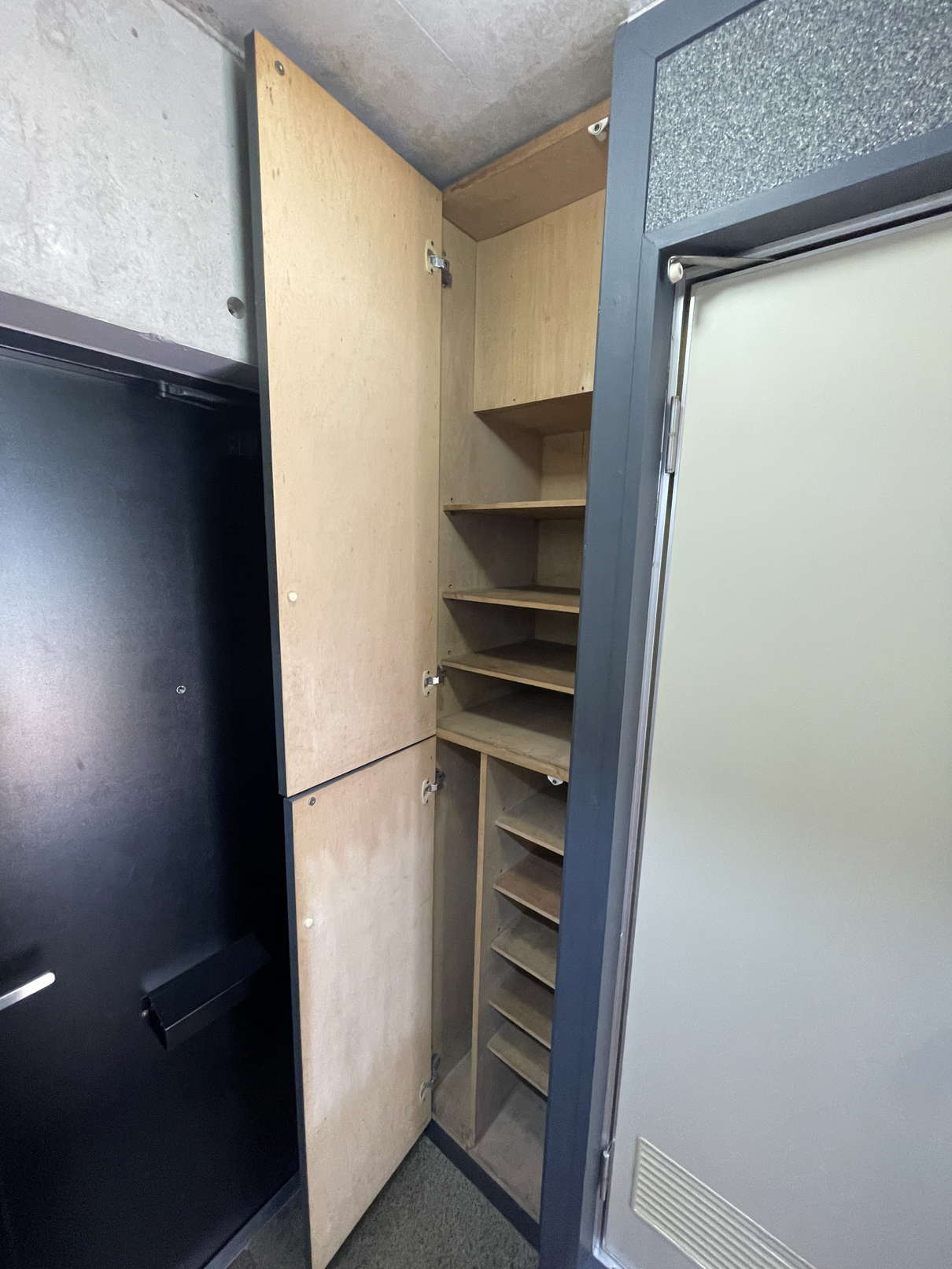 トレンタハウス桜新町　敷金0　オール電化　オートロックの収納