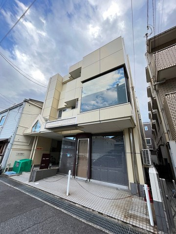 ピア門戸の外観
