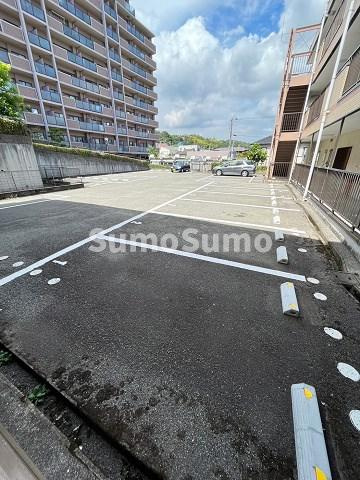 ファミーユ仁川の外観