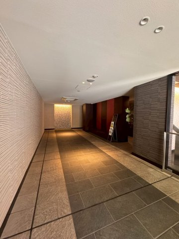 パークアクシス大阪新町のロビー