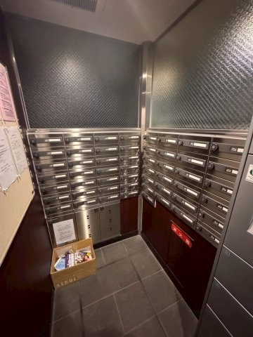 パークアクシス大阪新町のロビー