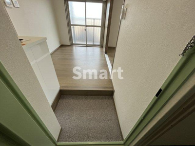 【玄関】 | メゾンハギワラ