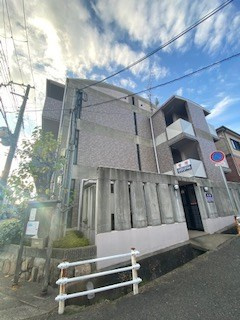 ピースフル本山の外観