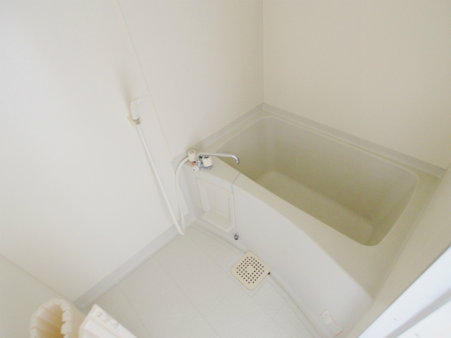 ルミエール石堂の浴室