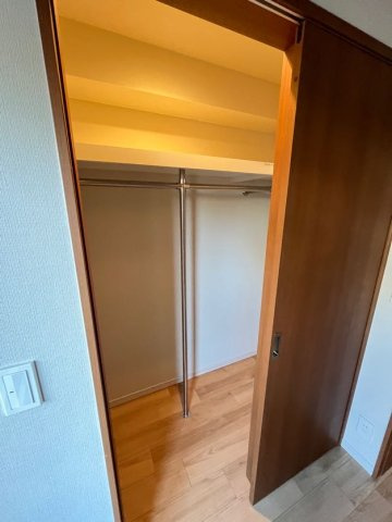 パークペルル池尻の収納