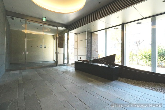 【エントランス】