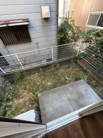 ファミール長田のバルコニー